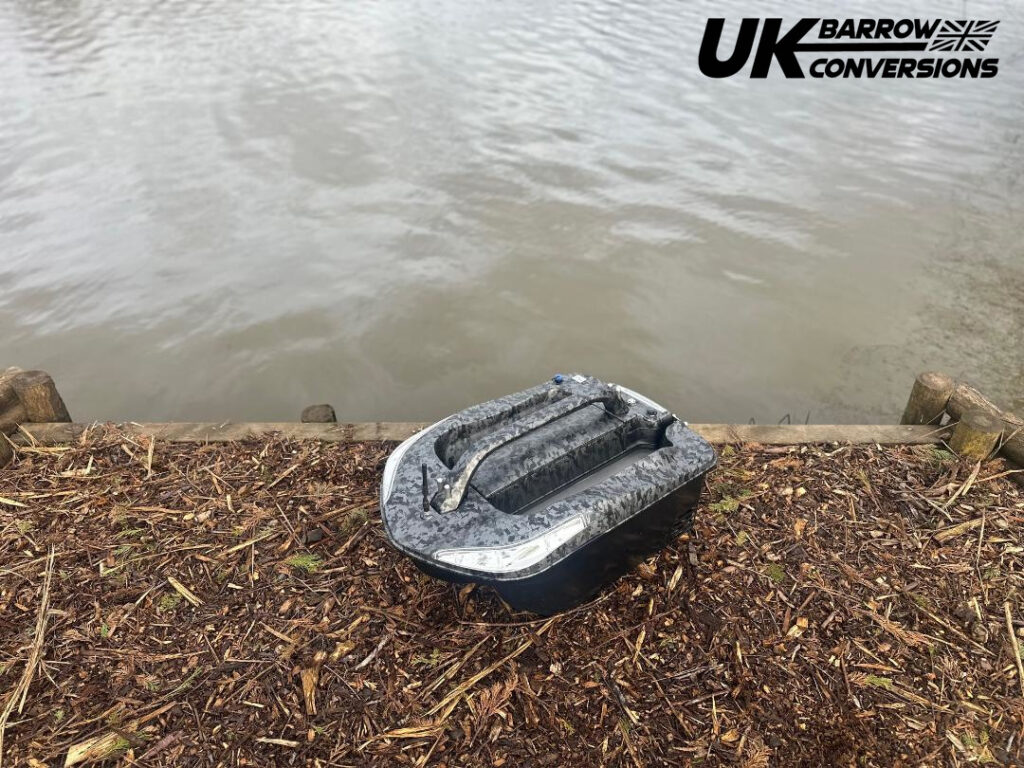UKBC Raptor Bait Boat, GPS & Sonar, Top Load Rig Forged Carbon - UK ...